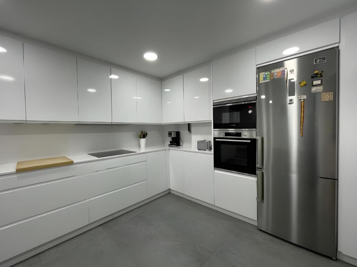 Amplio Y Moderno Piso De 4 Habitaciones Y Terraza Понтеведра Екстериор снимка
