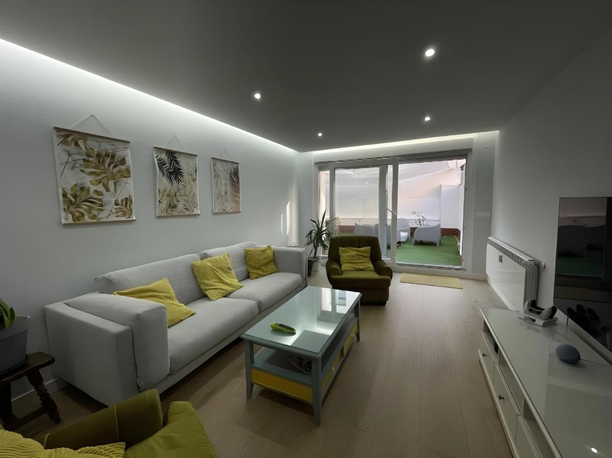 Amplio Y Moderno Piso De 4 Habitaciones Y Terraza Понтеведра Екстериор снимка
