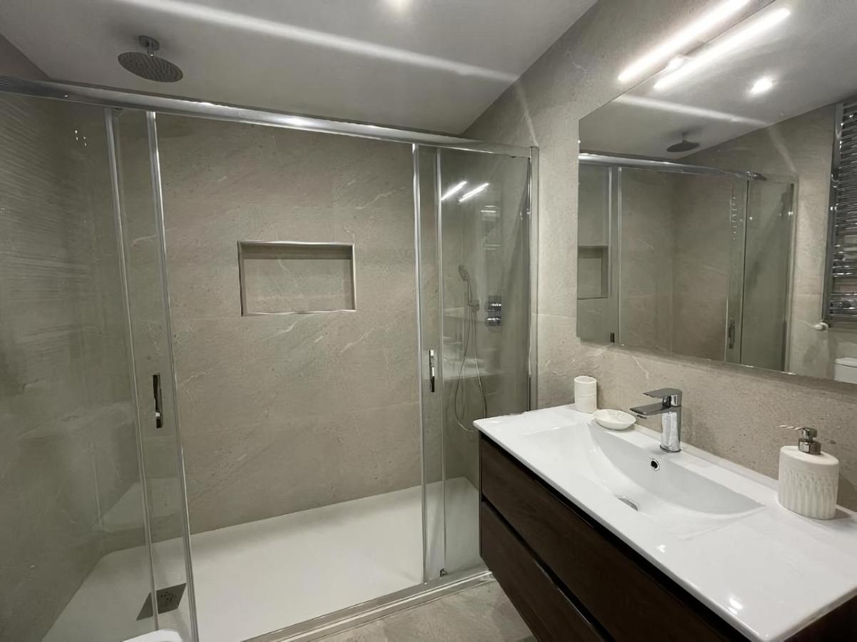 Amplio Y Moderno Piso De 4 Habitaciones Y Terraza Понтеведра Екстериор снимка